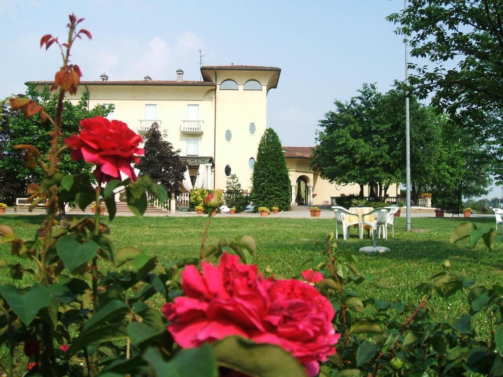Misano di Gera dʼAdda Villa Belvedere 1849 מראה חיצוני תמונה